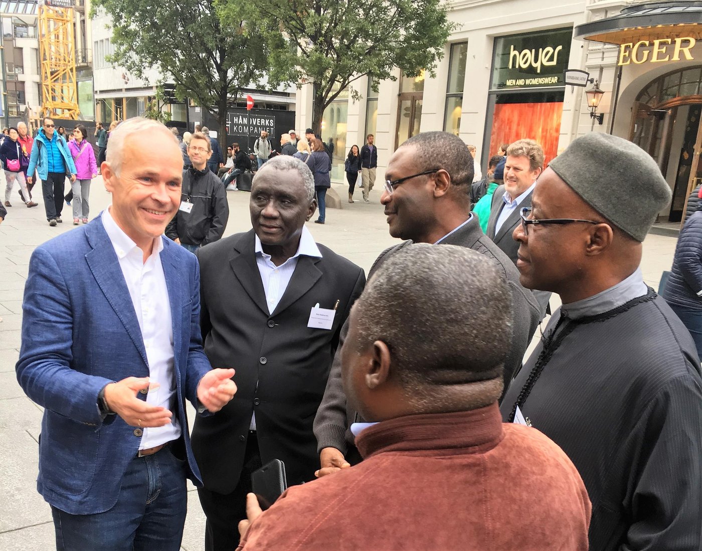 Election observers from Nigeria got the chance to speak to the Minister for Local Government and Modernisation, Jan Tore Sanner (Conservatives). A few days later they delivered their recommendations to the same ministry. (Photo: NORCAP/Mari Hagen)