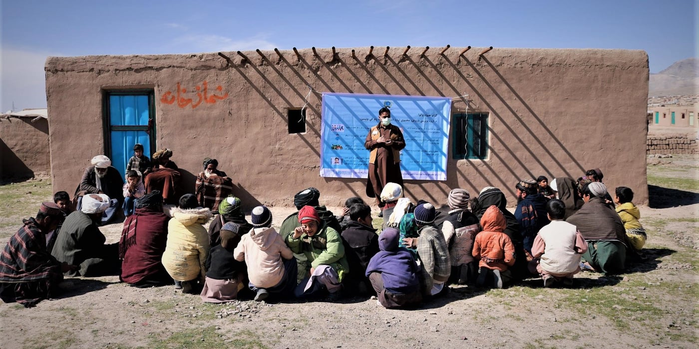 In an effort to raise awareness of the necessary hygiene steps to contain the spread of Covid-19, the Camp Management team with support from the WASH team in Herat and Badghis are conducting an awareness raising campaign across displacement sites in Afghanistan.